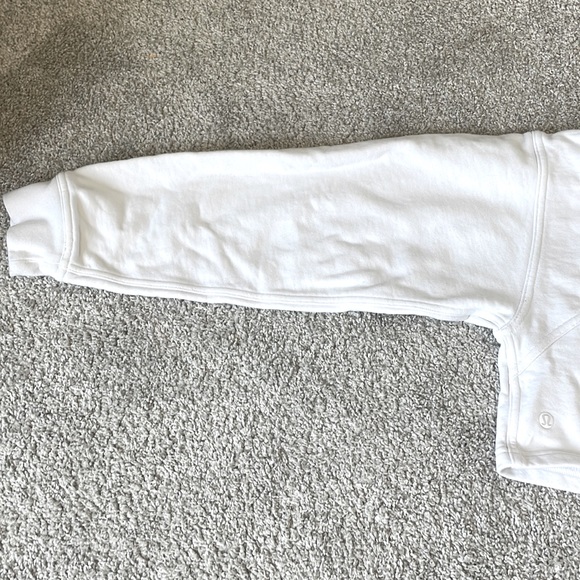 lululemon all yours cropped hoodie size 8 condition newer good for working out - Picture 5 of 7